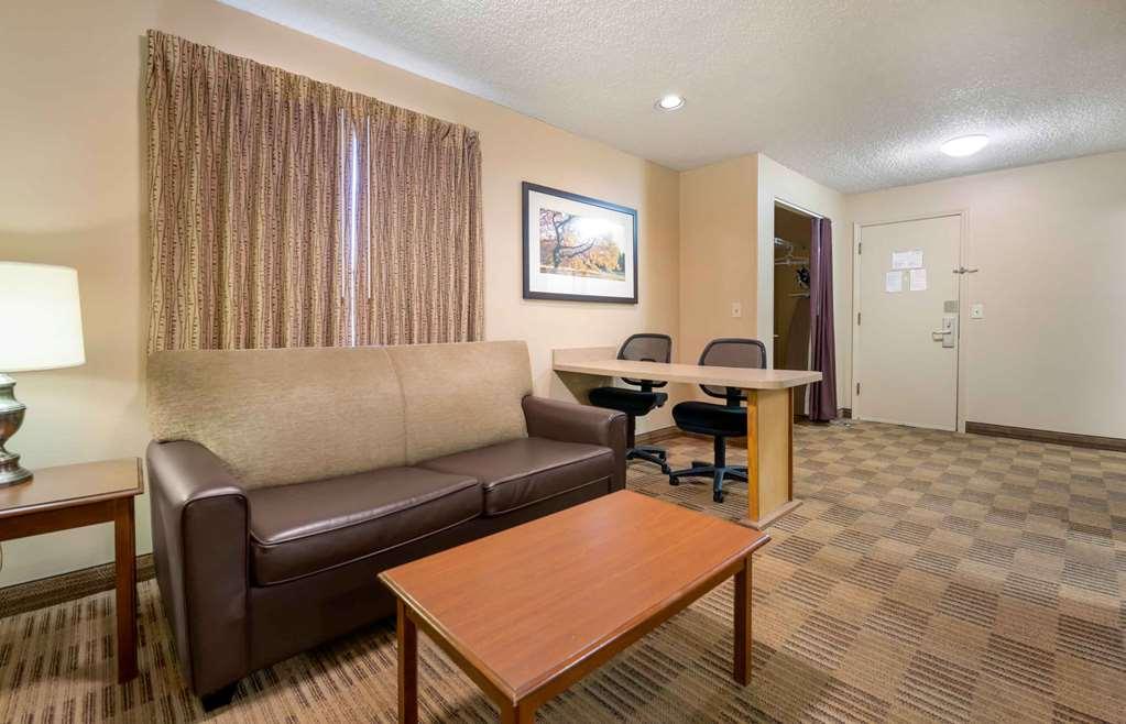 Extended Stay America Suites - Chicago - Lombard - Yorktown Center Ruang foto