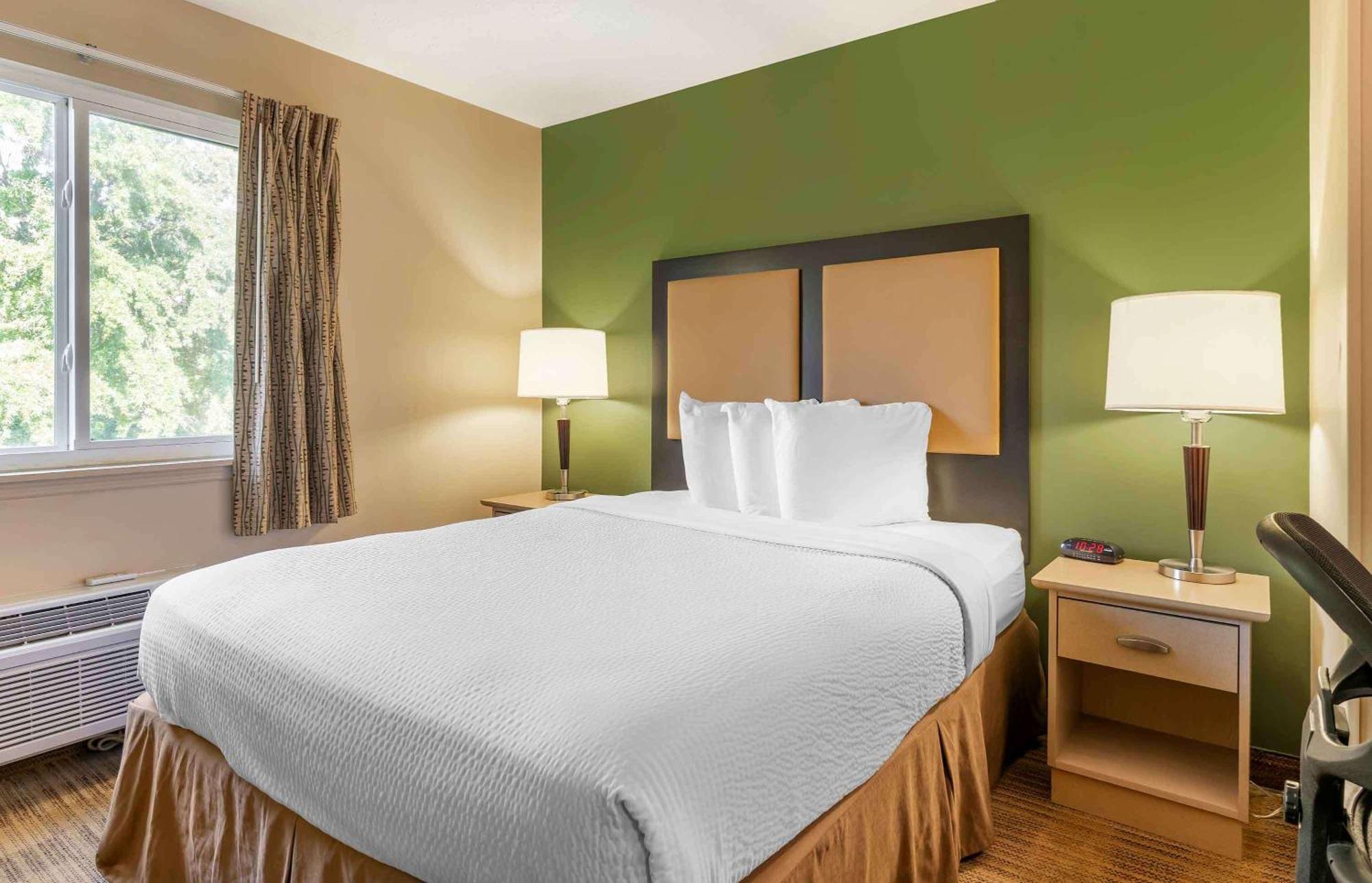 Extended Stay America Suites - Chicago - Lombard - Yorktown Center Bagian luar foto